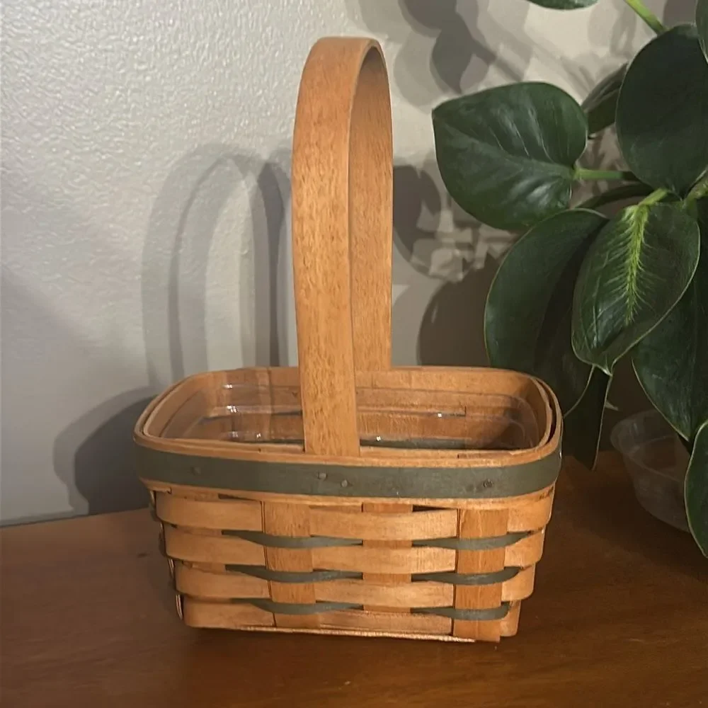 Rare! Vintage Longaberger 1993 Small Easter Style Handcrafted Basket